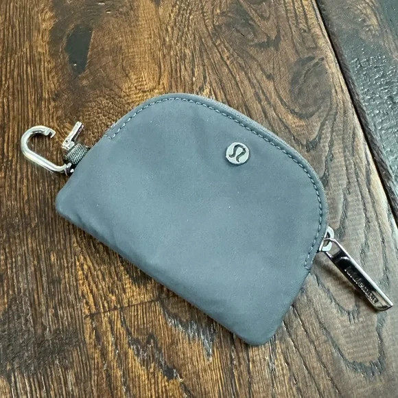 Lululemon athletica Gray Coin Keychain Pouch with Logo - Picture 2 of 15